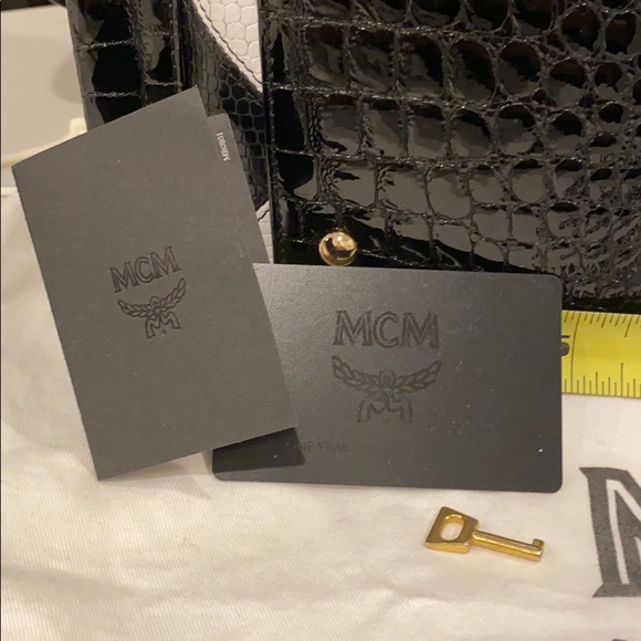 SOLD-MCM Designer Purse Bag Limited Edition Black & White Marquis Satchel Rare - Picture 6 of 16